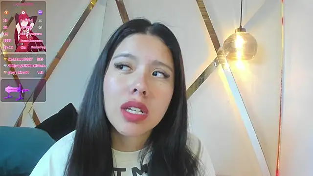 Snapshot of MarielQueenx chatting on 01/04/25, 10:16 MarielQueenx online show from 01/04/25, 10:16