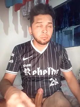 Snapshot of Elfllacco chatting on 04/02/26, 06:33 Elfllacco online show from 04/02/26, 06:33