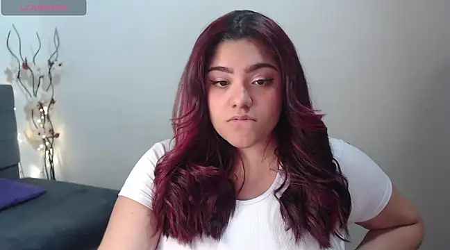 KathyGonzalez online show from 02/18/25, 04:37