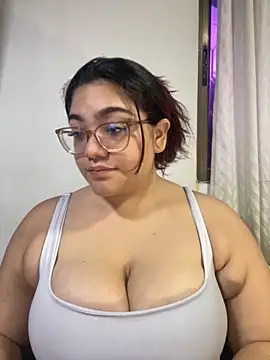 KathyGonzalez online show from 09/30/25, 11:15