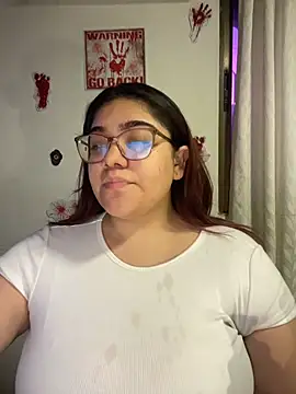 KathyGonzalez online show from 10/28/25, 10:52