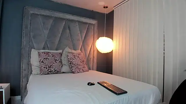 Hotsamantamature online show from 01/28/25, 07:42