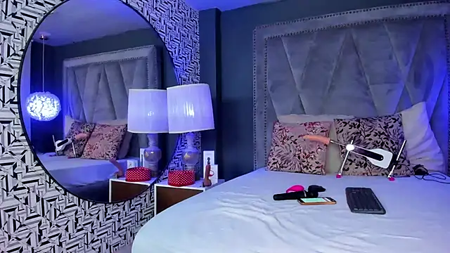 Hotsamantamature online show from 03/05/25, 07:38