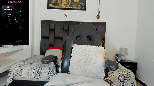 MattRodriguez9 online show from 10/06/25, 10:34