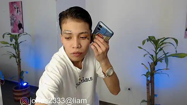 Jonesliam23 online show from 01/11/25, 08:32