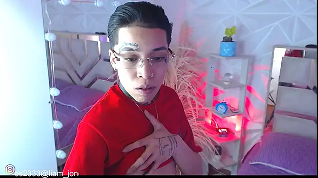 Jonesliam23 online show from 09/24/25, 07:17