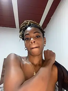 Snapshot of adaraSmiith chatting on 01/17/25, 01:47 adaraSmiith online show from 01/17/25, 01:47