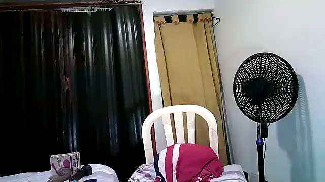 kimmiemm online show from 02/27/25, 03:14