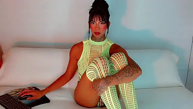 laura sweett120 online show from 02/21/25, 10:48