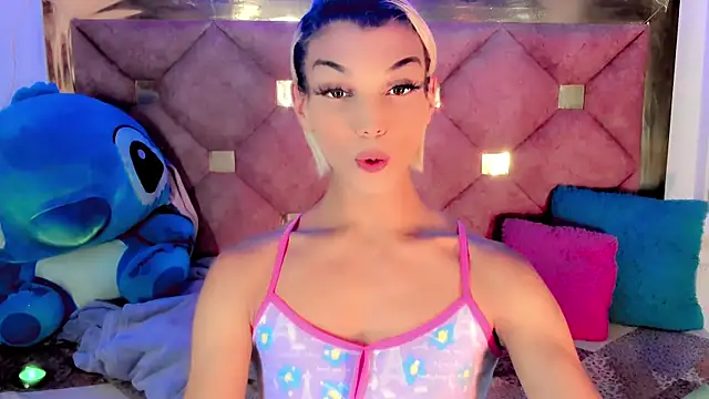 Snapshot of the-horus-girl chatting on 12/16/24, 01:42 the-horus-girl online show from 12/16/24, 01:42