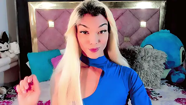 Snapshot of the-horus-girl chatting on 12/30/24, 08:36 the-horus-girl online show from 12/30/24, 08:36