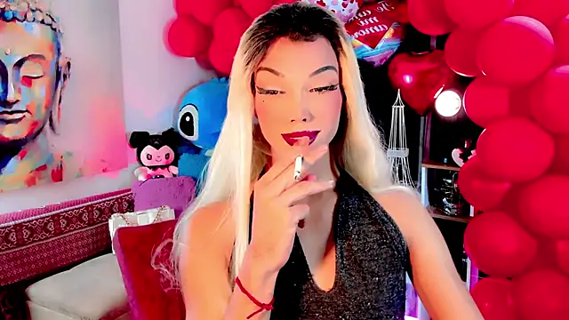 Snapshot of the-horus-girl chatting on 02/20/25, 05:01 the-horus-girl online show from 02/20/25, 05:01