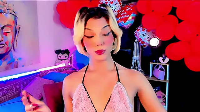 Snapshot of the-horus-girl chatting on 02/27/25, 03:58 the-horus-girl online show from 02/27/25, 03:58