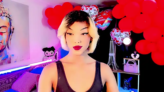 Snapshot of the-horus-girl chatting on 02/28/25, 01:15 the-horus-girl online show from 02/28/25, 01:15