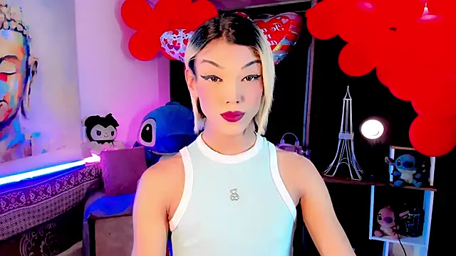 Snapshot of the-horus-girl chatting on 03/04/25, 03:00 the-horus-girl online show from 03/04/25, 03:00