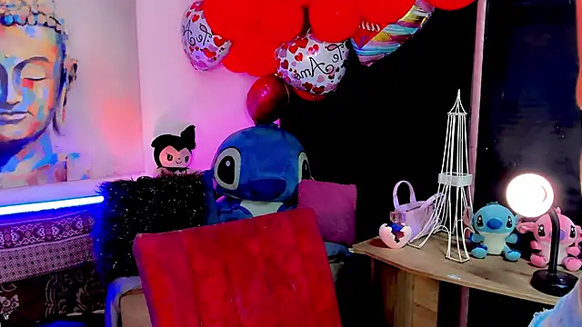 Snapshot of the-horus-girl chatting on 03/05/25, 08:42 the-horus-girl online show from 03/05/25, 08:42