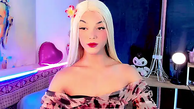 Snapshot of the-horus-girl chatting on 03/14/25, 08:49 the-horus-girl online show from 03/14/25, 08:49