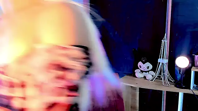 Snapshot of the-horus-girl chatting on 03/14/25, 11:53 the-horus-girl online show from 03/14/25, 11:53