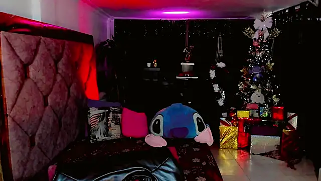 Snapshot of the-horus-girl chatting on 11/28/25, 08:33 the-horus-girl online show from 11/28/25, 08:33