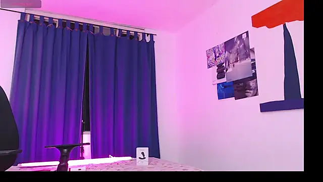 Snapshot of Sanit_Di chatting on 03/12/25, 07:59 Sanit Di online show from 03/12/25, 07:59