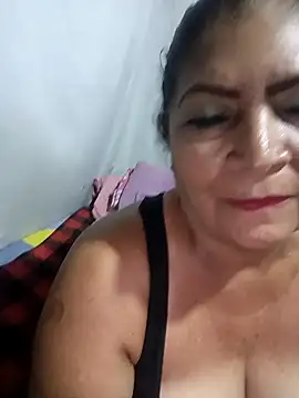 Snapshot of naysi chatting on 12/22/24, 09:31 naysi online show from 12/22/24, 09:31