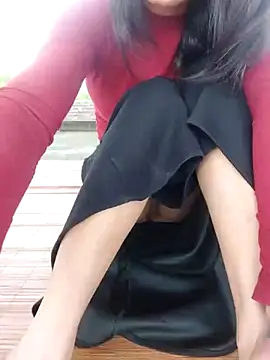 Snapshot of Linda_2k chatting on 02/16/25, 08:21 Linda 2k online show from 02/16/25, 08:21