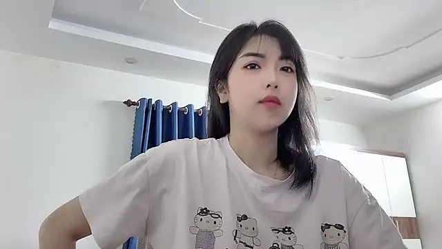 Snapshot of Linda_2k chatting on 11/09/25, 10:02 Linda 2k online show from 11/09/25, 10:02