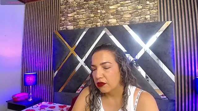 Snapshot of marie_hss chatting on 02/11/25, 08:42 marie hss online show from 02/11/25, 08:42