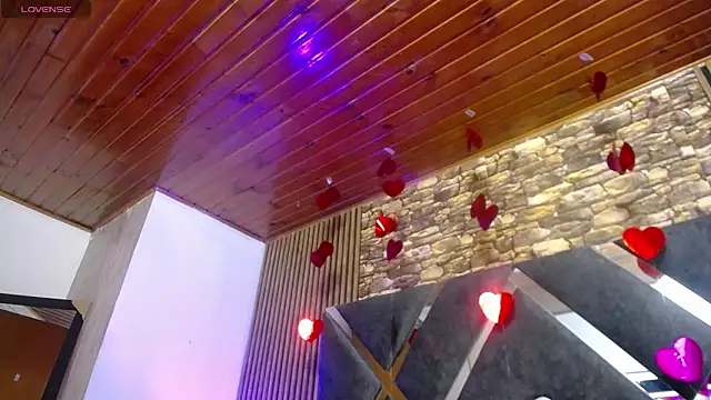 Snapshot of marie_hss chatting on 02/12/25, 02:45 marie hss online show from 02/12/25, 02:45