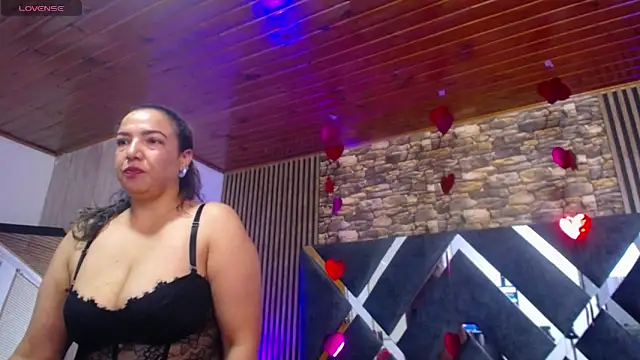 Snapshot of marie_hss chatting on 02/13/25, 08:24 marie hss online show from 02/13/25, 08:24