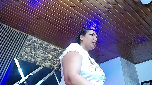 Snapshot of marie_hss chatting on 03/11/25, 08:09 marie hss online show from 03/11/25, 08:09