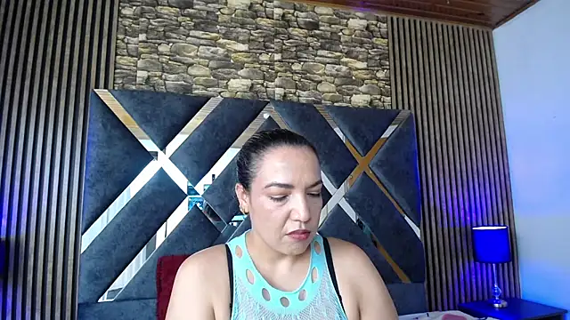 Snapshot of marie_hss chatting on 03/18/25, 08:15 marie hss online show from 03/18/25, 08:15