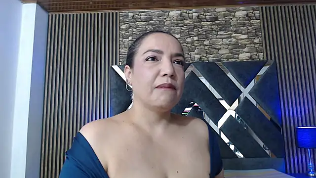 Snapshot of marie_hss chatting on 11/18/25, 07:29 marie hss online show from 11/18/25, 07:29