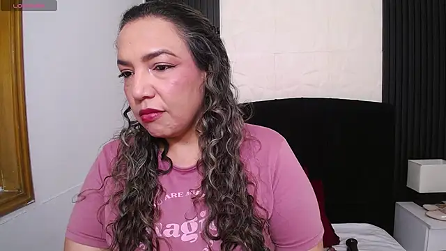 Snapshot of marie_hss chatting on 11/20/25, 04:29 marie hss online show from 11/20/25, 04:29