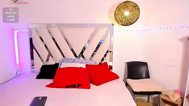 rose scottt online show from 03/12/25, 11:42