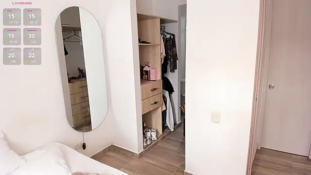 Snapshot of rose_scottt chatting on 03/07/26, 05:32 rose scottt online show from 03/07/26, 05:32