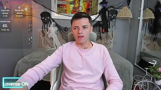 tossetrech online show from 10/25/25, 03:14