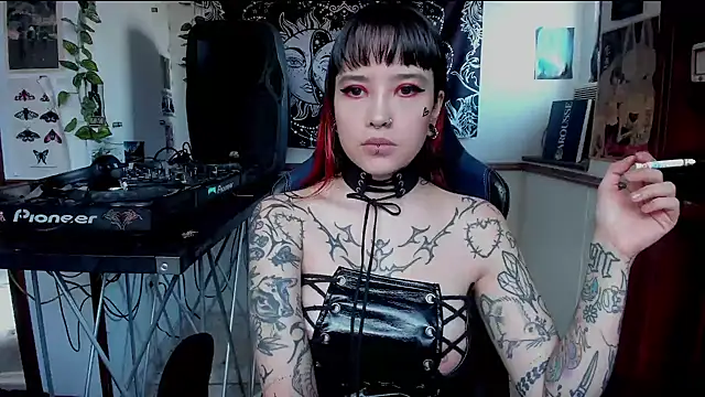 Demongirl6666 online show from 02/14/25, 09:43