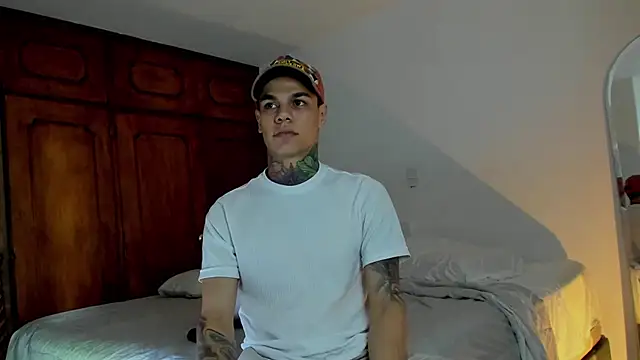 Jordyrodriiguez online show from 12/23/24, 03:18