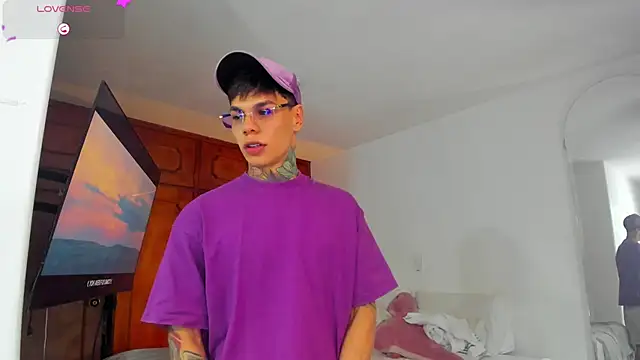 Jordyrodriiguez online show from 02/13/25, 06:59