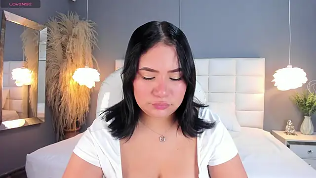 HannaKarson online show from 02/12/26, 11:38