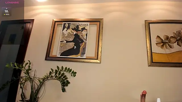 luna-catt online show from 03/15/25, 01:40