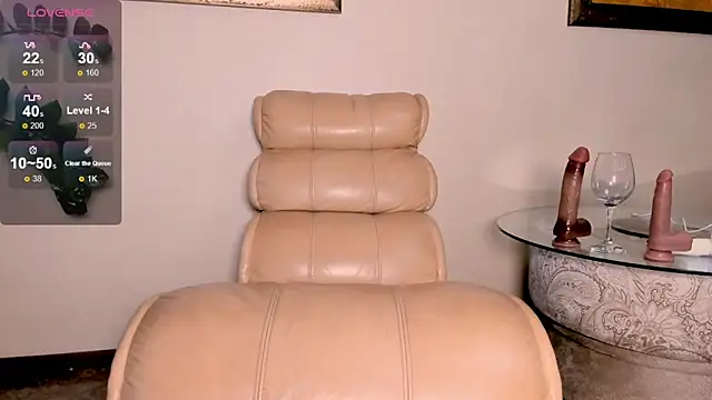 luna-catt online show from 03/22/25, 09:21