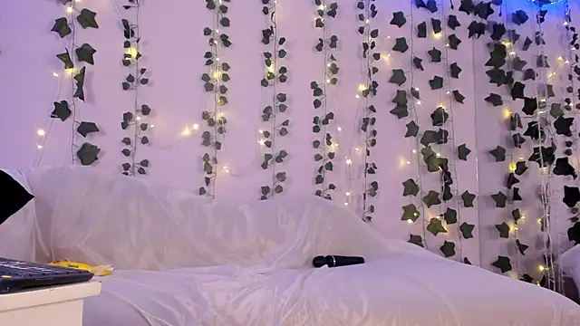 Natasha Nasty2 online show from 12/24/24, 02:21