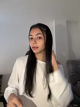 Liissa cute  online show from 10/08/25, 07:00