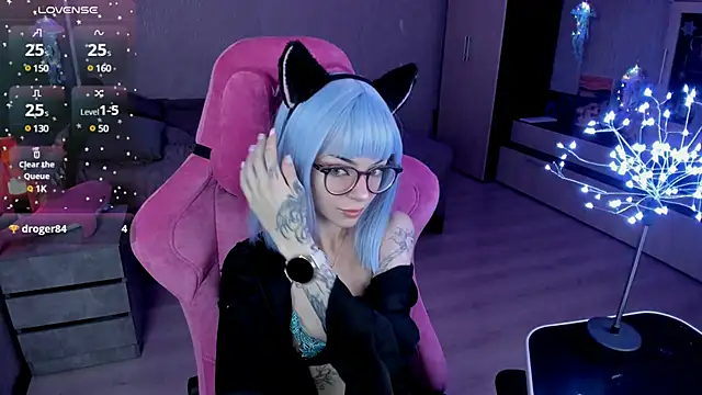 Snapshot of The_love_project chatting on 01/21/25, 12:46 The love project online show from 01/21/25, 12:46