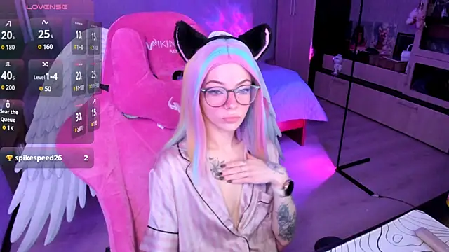 Snapshot of The_love_project chatting on 11/06/25, 11:26 The love project online show from 11/06/25, 11:26