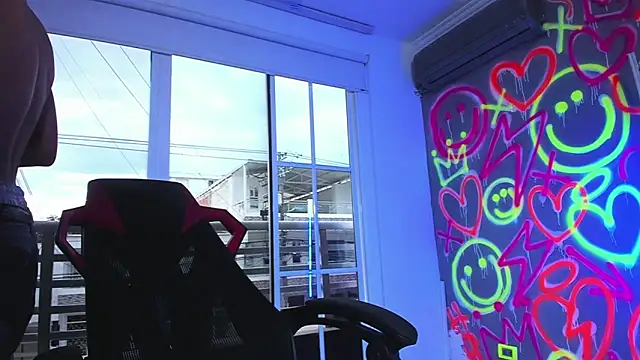 Snapshot of ANGEL_NICOLAS chatting on 01/08/26, 10:01 ANGEL NICOLAS online show from 01/08/26, 10:01