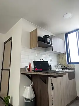 LauraCadwell online show from 01/26/25, 05:34