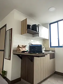 LauraCadwell online show from 10/01/25, 03:07